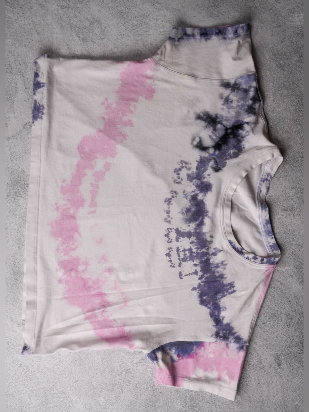 Lululemon Cropped Tie-Dye Print Size L